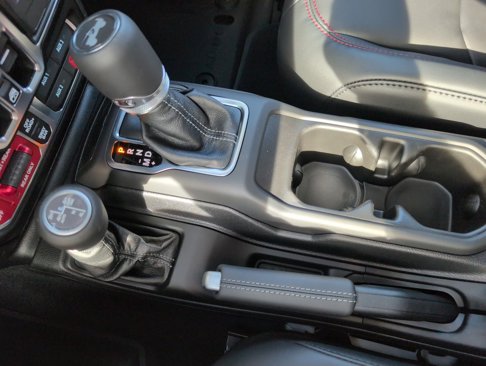 New 2025 Jeep Wrangler Unlimited Rubicon image 25