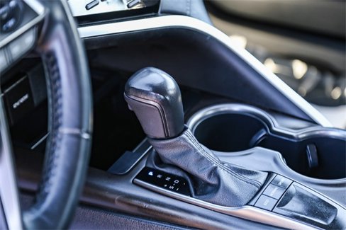 Used 2023 Toyota Camry SE image 18