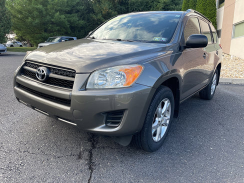 Used 2011 Toyota RAV4 4WD image 10
