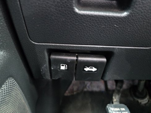 Used 2013 Nissan Altima 2.5 SL w/ Technology Pkg image 15