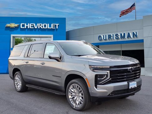 New 2026 Chevrolet Suburban RST w/ Advanced Technology Package image 1