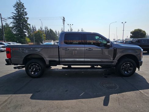 Used 2023 Ford F350 Lariat w/ Lariat Ultimate Package image 4