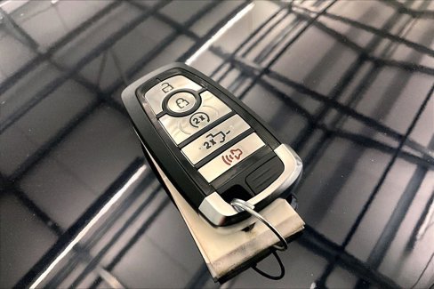Used 2025 Ford F350 King Ranch image 9