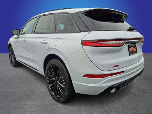 New 2025 Lincoln Corsair Grand Touring image 4