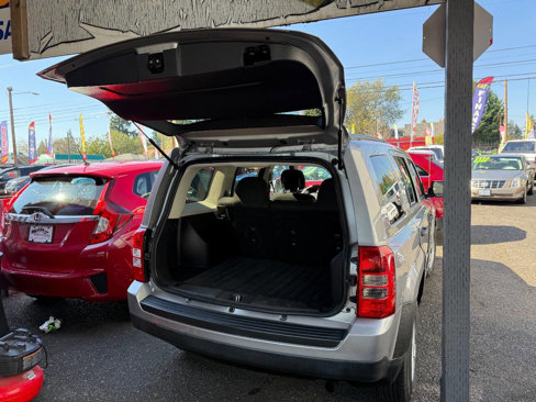 Used 2016 Jeep Patriot Sport image 9