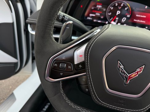 Used 2024 Chevrolet Corvette Stingray Premium Conv w/ Z51 Performance Package image 32