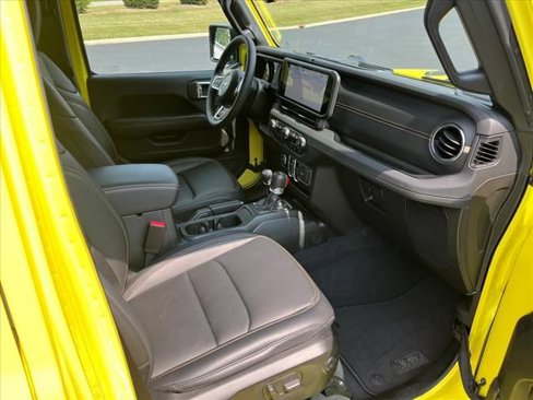 Used 2024 Jeep Wrangler Sahara w/ Technology Group image 61