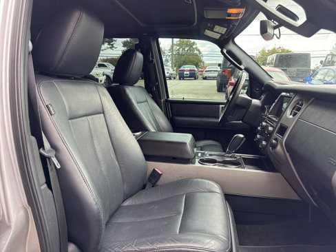 Used 2017 Ford Expedition EL Limited w/ Equipment Group 301A image 18