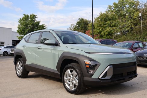 New 2026 Hyundai Kona SE image 3