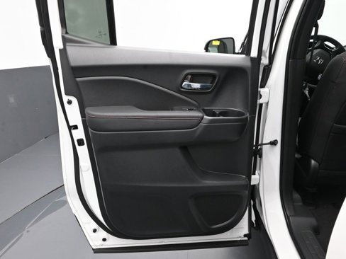 New 2025 Honda Ridgeline Black Edition image 35