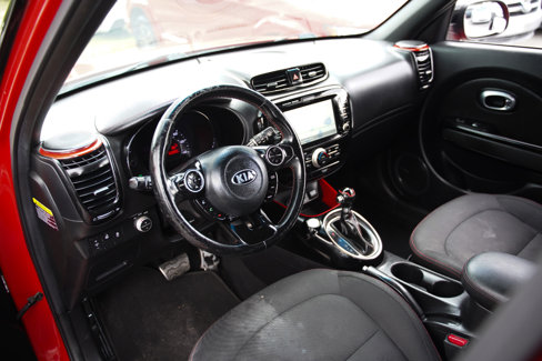 Used 2019 Kia Soul + image 4