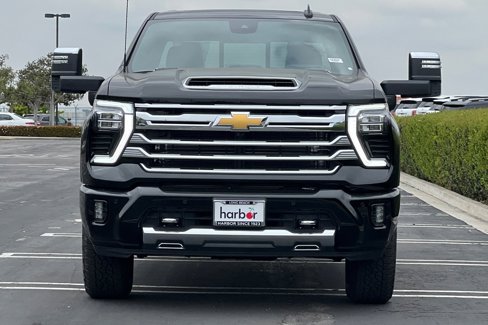 New 2025 Chevrolet Silverado 3500 High Country w/ Technology Package image 9