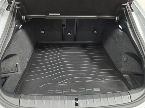 Certified 2024 Porsche Taycan 4 Cross Turismo image 25