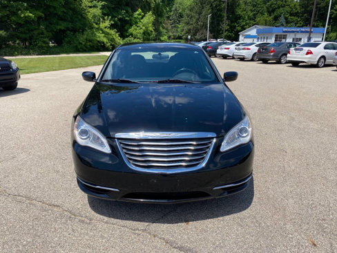 Used 2013 Chrysler 200 Touring w/ Cold Weather Group image 8