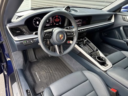 Certified 2025 Porsche 911 Carrera image 5
