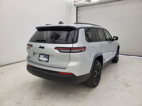 Used 2024 Jeep Grand Cherokee L Laredo image 19