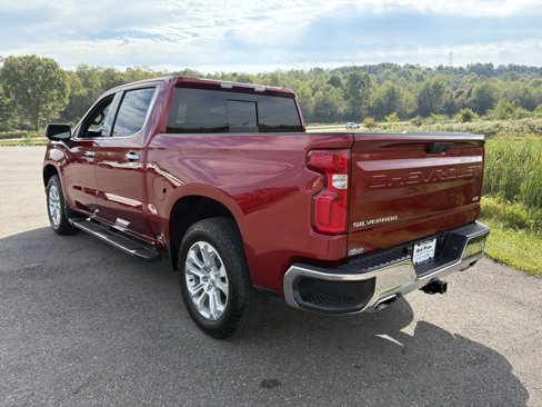 Used 2024 Chevrolet Silverado 1500 LTZ w/ LTZ Premium Package image 3