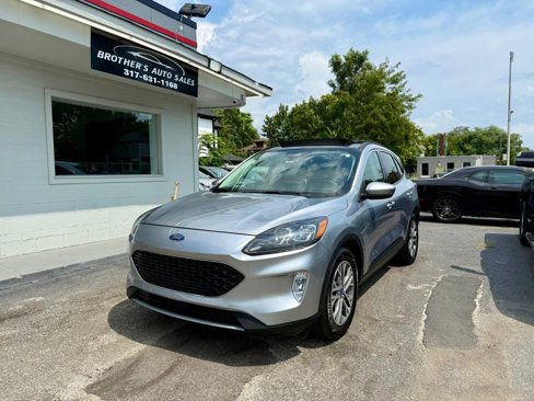 Used 2021 Ford Escape SEL image 2