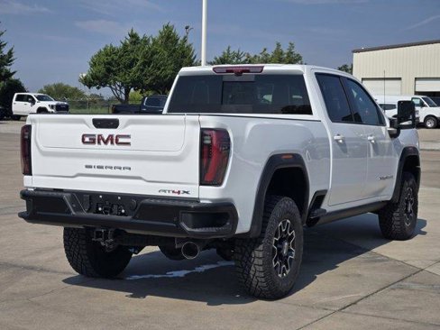 New 2026 GMC Sierra 2500 AT4X image 4