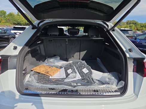 New 2026 Audi Q8 Premium Plus image 8