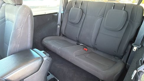 Used 2022 Jeep Wrangler Willys image 24