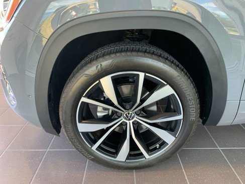 New 2025 Volkswagen Atlas Cross Sport SEL Premium R-Line image 8