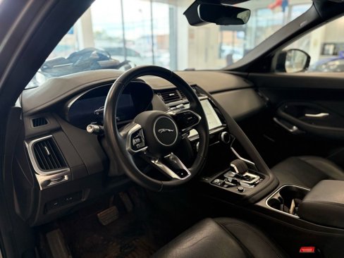 Used 2022 Jaguar E-PACE SE image 15