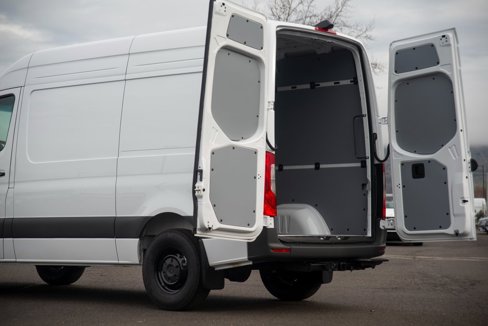 Used 2025 Mercedes-Benz Sprinter 2500 image 18