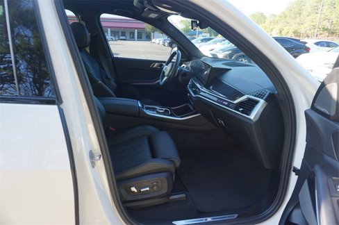 Used 2024 BMW X5 sDrive40i w/ M Sport Package image 18