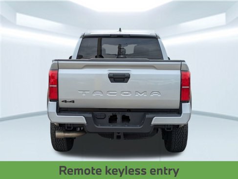 Used 2024 Toyota Tacoma TRD Off-Road image 5