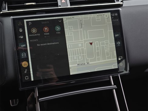 New 2026 Land Rover Range Rover Velar Dynamic SE image 22