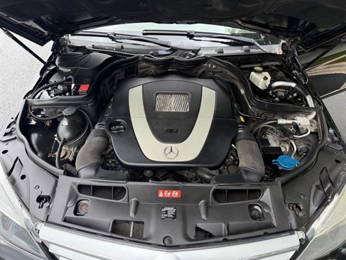 Used 2011 Mercedes-Benz C 300 4MATIC Sedan image 14