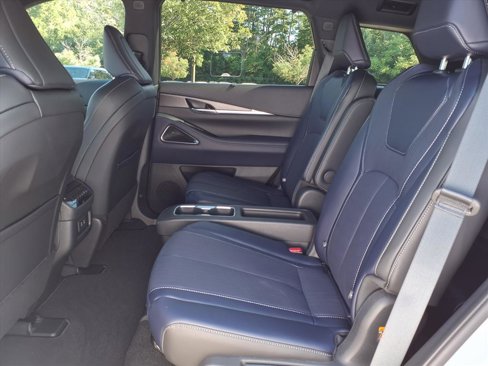 New 2026 INFINITI QX60 Luxe image 25