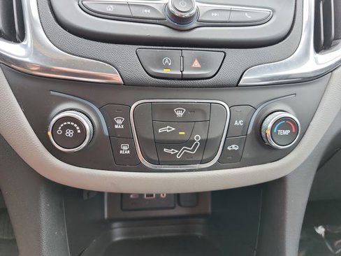 Certified 2024 Chevrolet Equinox LS w/ Driver Confidence II Package image 14
