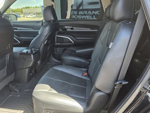 Used 2024 Kia Telluride EX w/ EX Captain's Chair Package image 24