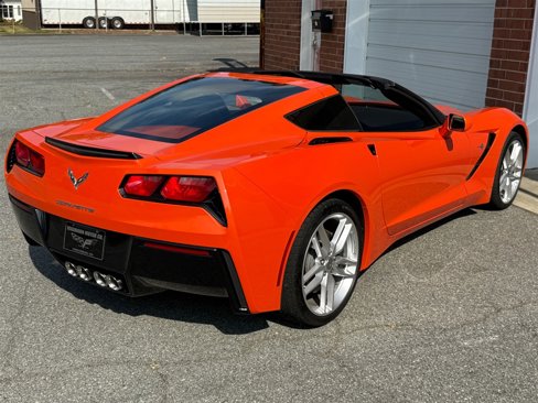 Used 2019 Chevrolet Corvette Stingray Coupe w/ 1LT image 31