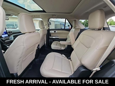 Used 2023 Ford Explorer Limited w/ Limited Technology Package image 13