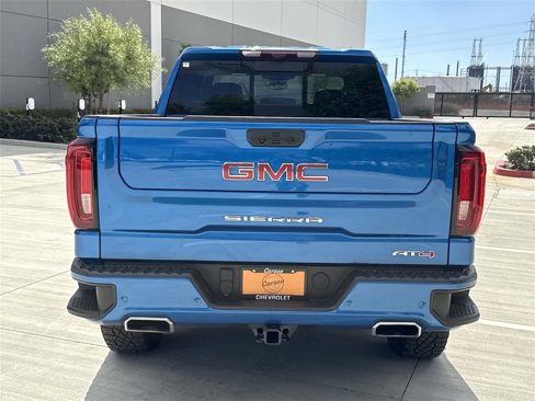 Used 2023 GMC Sierra 1500 AT4 w/ Technology Package image 4
