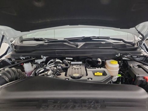 Used 2025 RAM 3500 Limited image 35