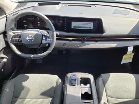 New 2025 Nissan Ariya AWD image 15