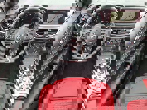 New 2025 Alfa Romeo Stelvio Sprint w/ Veloce Package image 7