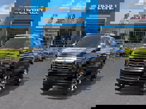 New 2026 Chevrolet Suburban Premier image 6