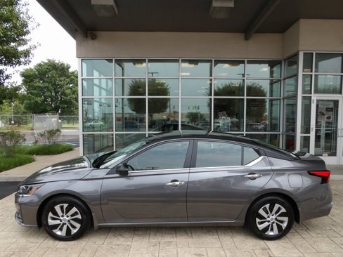 Certified 2024 Nissan Altima 2.5 S image 4