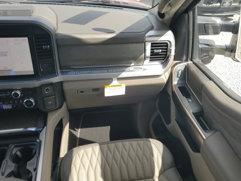 New 2026 Ford F450 Platinum image 14