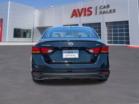 Used 2024 Nissan Altima 2.5 SV image 7