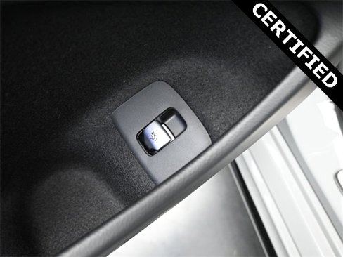 Certified 2025 Mercedes-Benz E 350 4MATIC Sedan image 21