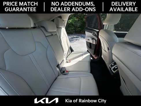 Used 2023 Kia Sorento S w/ Panoramic Sunroof Package image 19