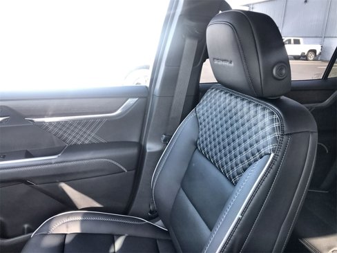 New 2026 GMC Acadia Denali w/ Super Cruise Package image 24
