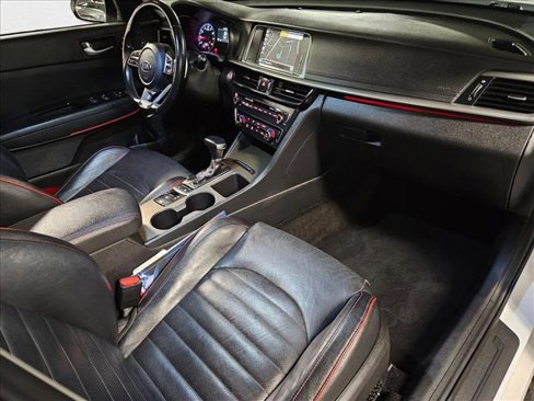 Used 2020 Kia Optima SX image 21