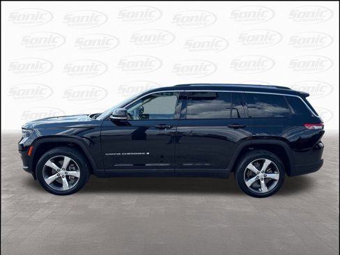 Used 2021 Jeep Grand Cherokee L Limited w/ Luxury Tech Group II image 2